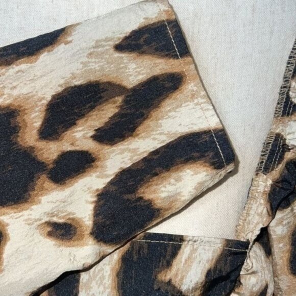 H&M Leopard Print Ruffle Long Sleeve Mini Dress With Bow Back Detail Size Medium - Picture 6 of 13